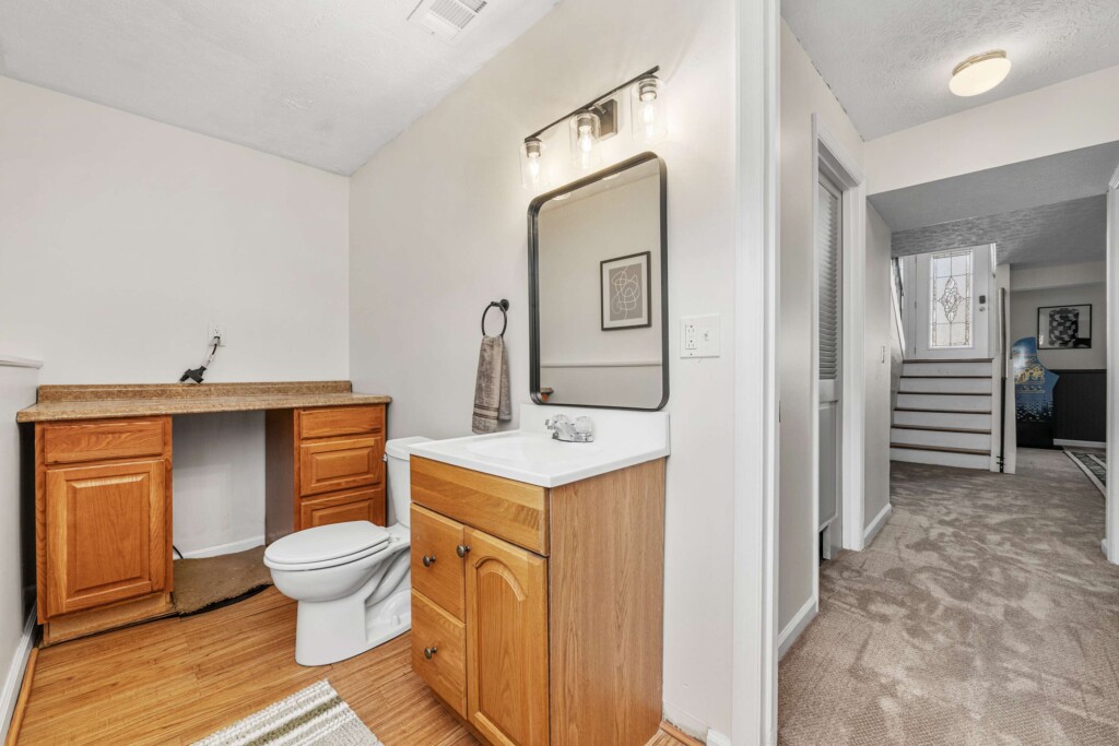 sixx9a8sx9vtmiuhjoxl