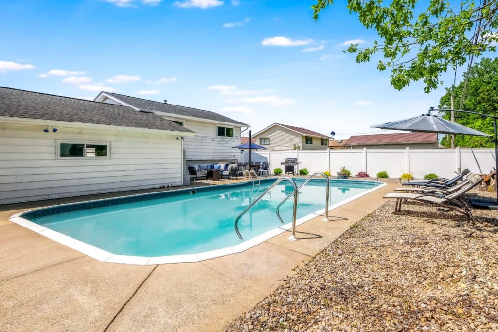 b4ed31c9 e6b2 47 FVLKK