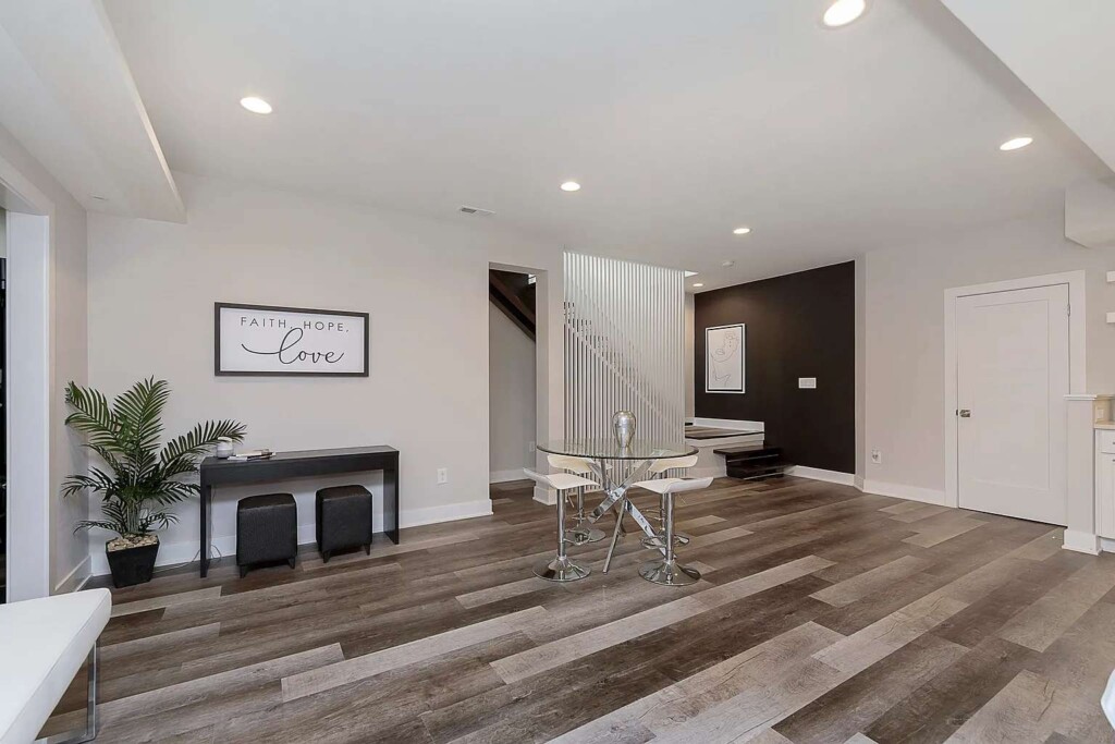 ozgisuvhqsnnxtyo1hly