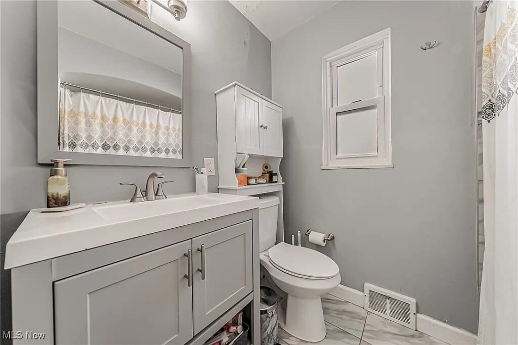 iokbthf7ofcjwfujvwyw