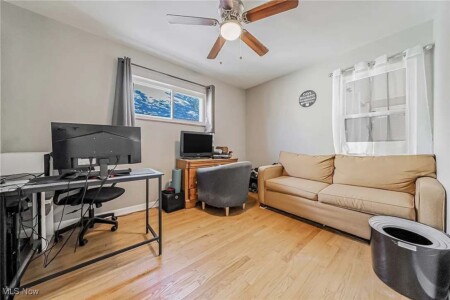 kgsei27cdjxcumrwlzcr