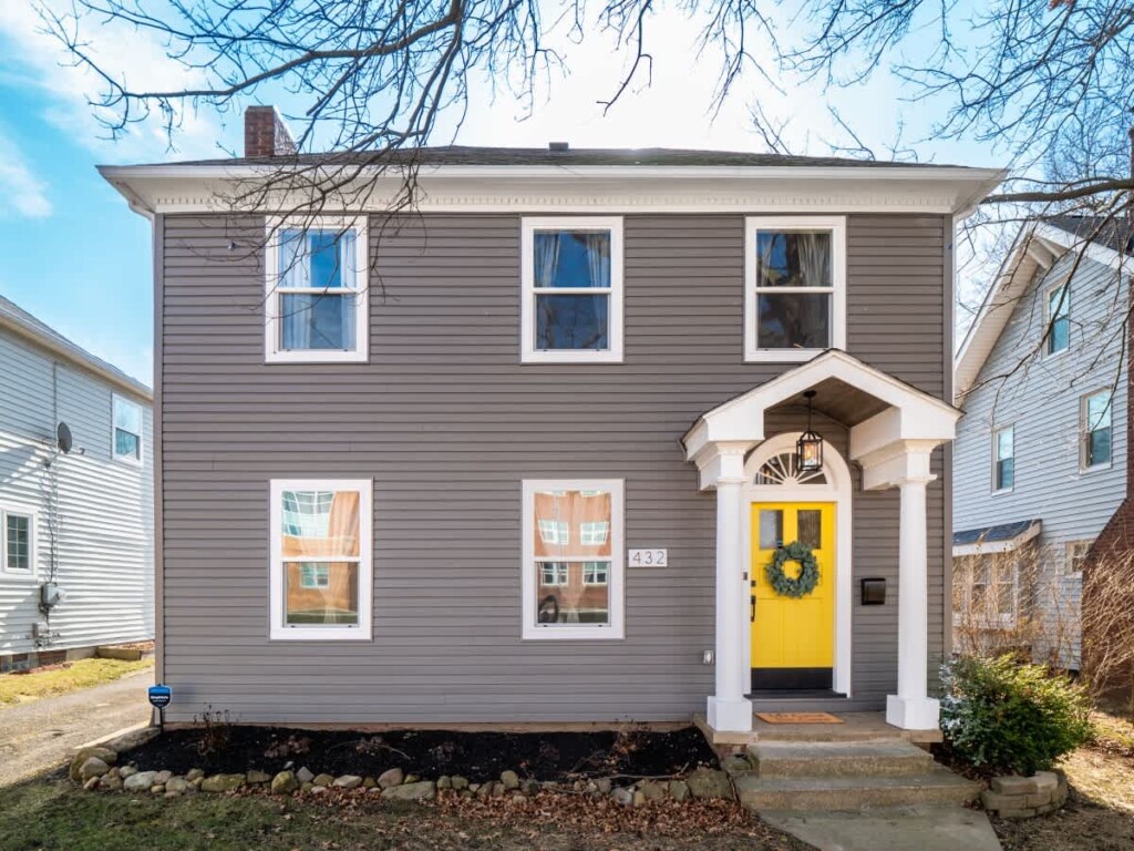 ca55deba 67a9 49 gzB4n